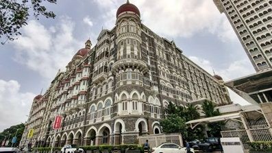BMC seeks Rs 22 crore from Taj Mahal Palace over p...